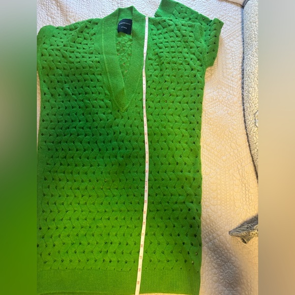 Massimo Dutti Green V-Neck Sweater Dress with Oversized Fit - Picture 6 of 7